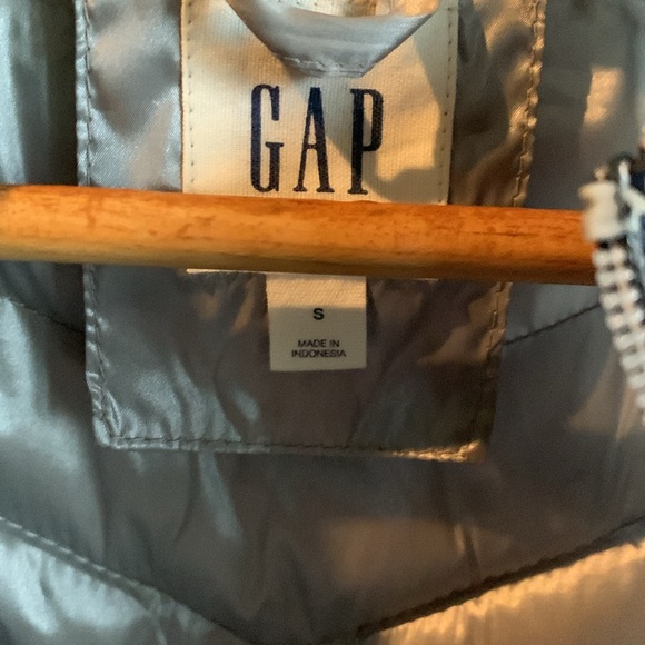 Brand new grey/silver jacket - Picture 2 of 3